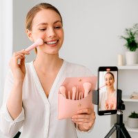SET MAQUILLAJE PLASTICO RAEYNE